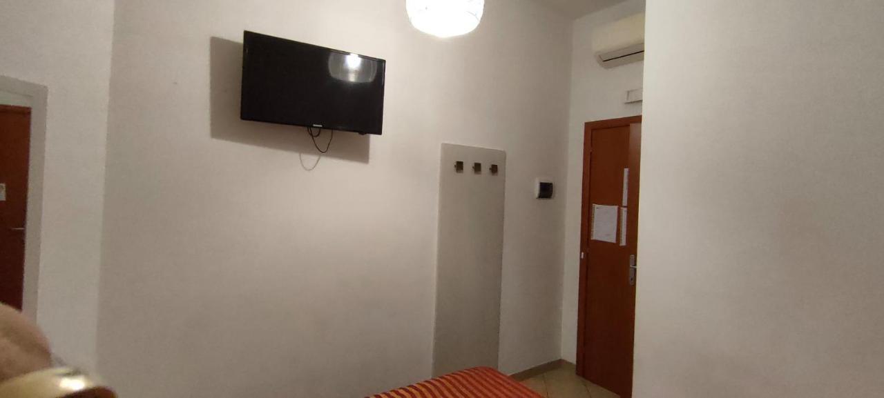 Hotel In Roma Exterior foto